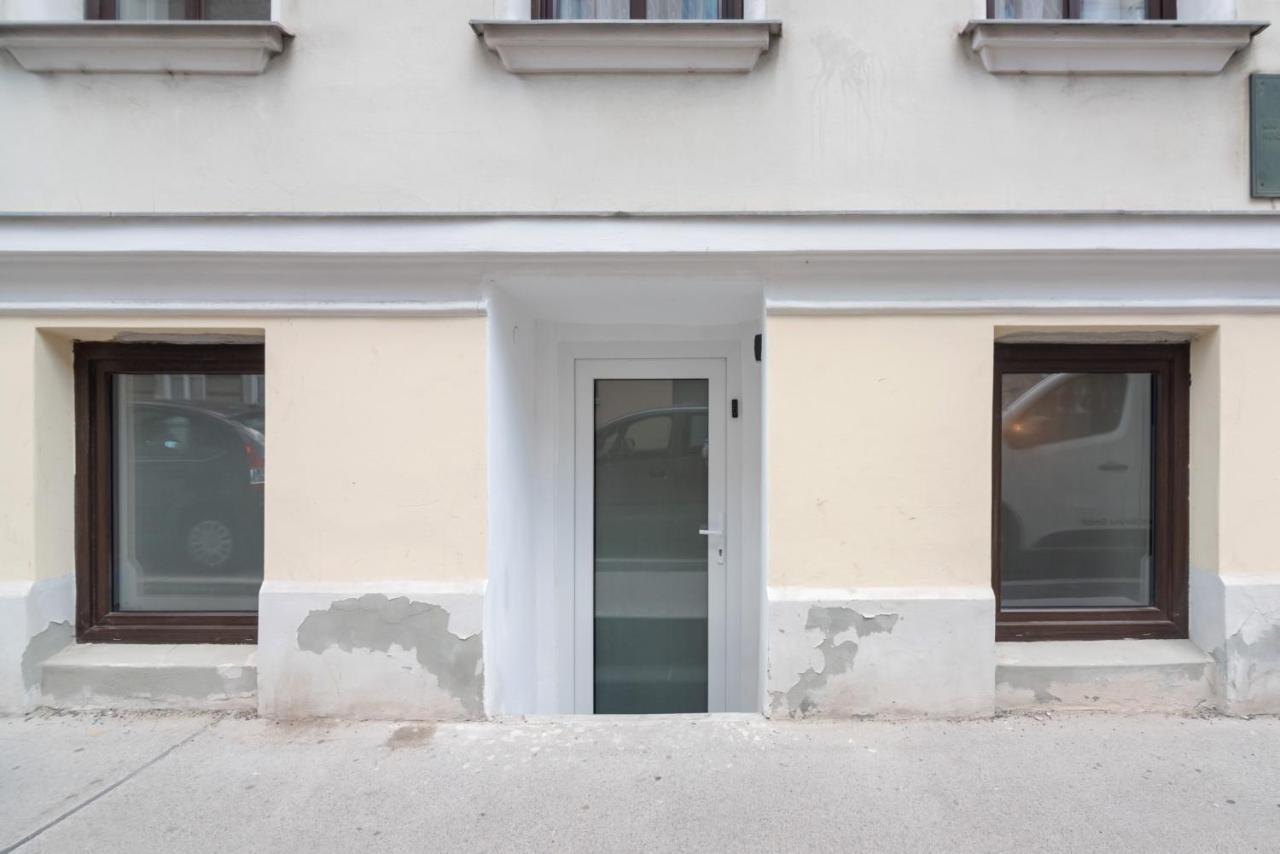 Der Fuchsbau - Neu, Kuschelig Und Zentral Im Gruenen Lägenhet Wien Exteriör bild