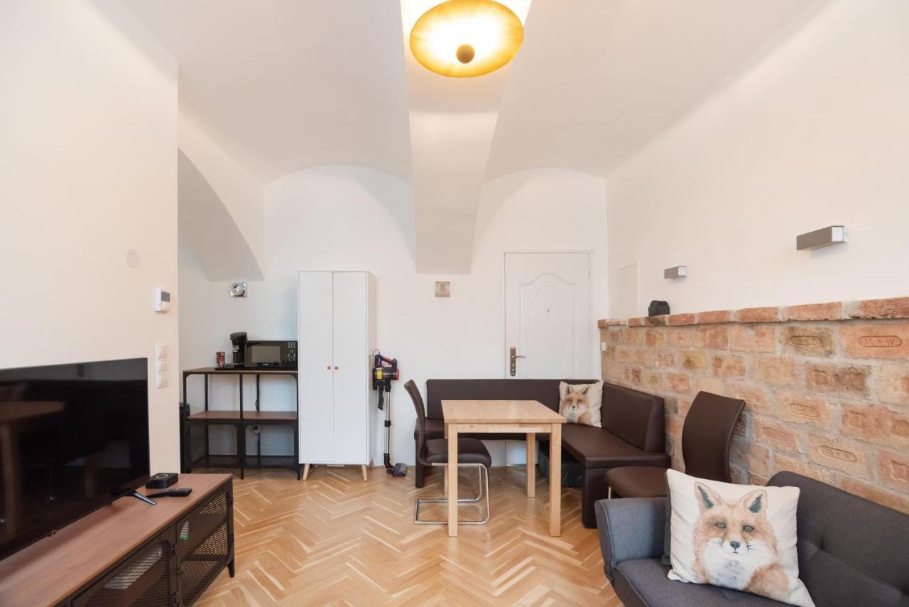 Der Fuchsbau - Neu, Kuschelig Und Zentral Im Gruenen Lägenhet Wien Exteriör bild